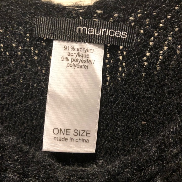 Black shawl - Picture 2 of 3